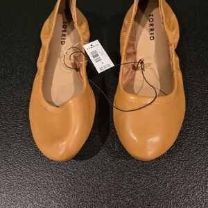 Torrid Women's Tan Scrunch Ballet Flats